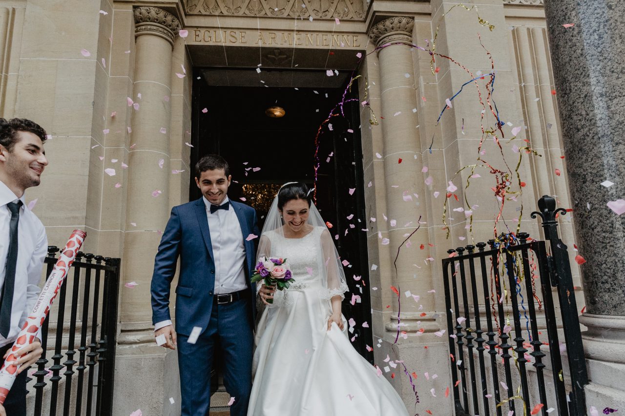 confetti Cathédrale apostolique arménienne Religieuse reportage photo mariage