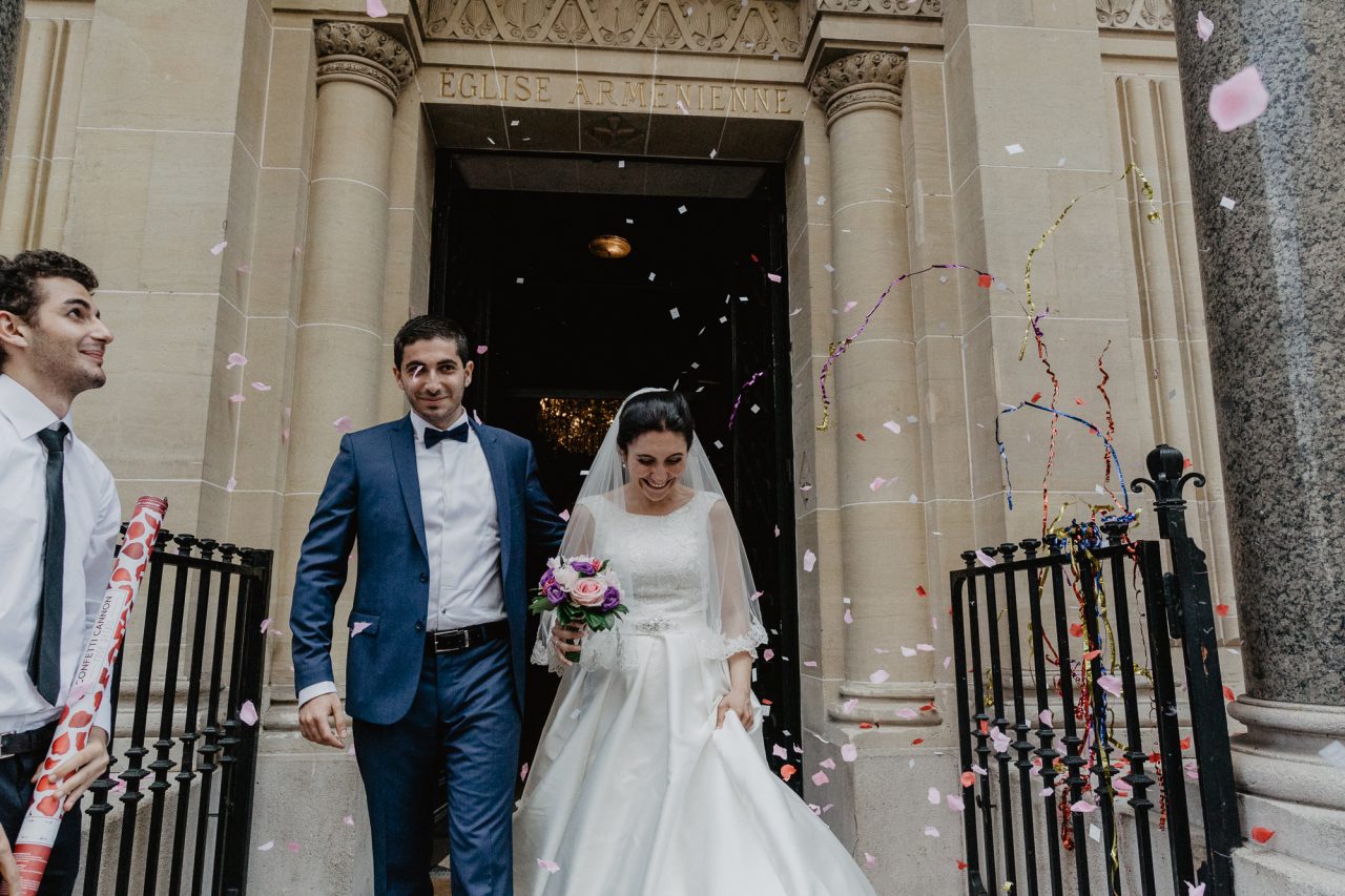 confetti Cathédrale apostolique arménienne Religieuse reportage photo mariage