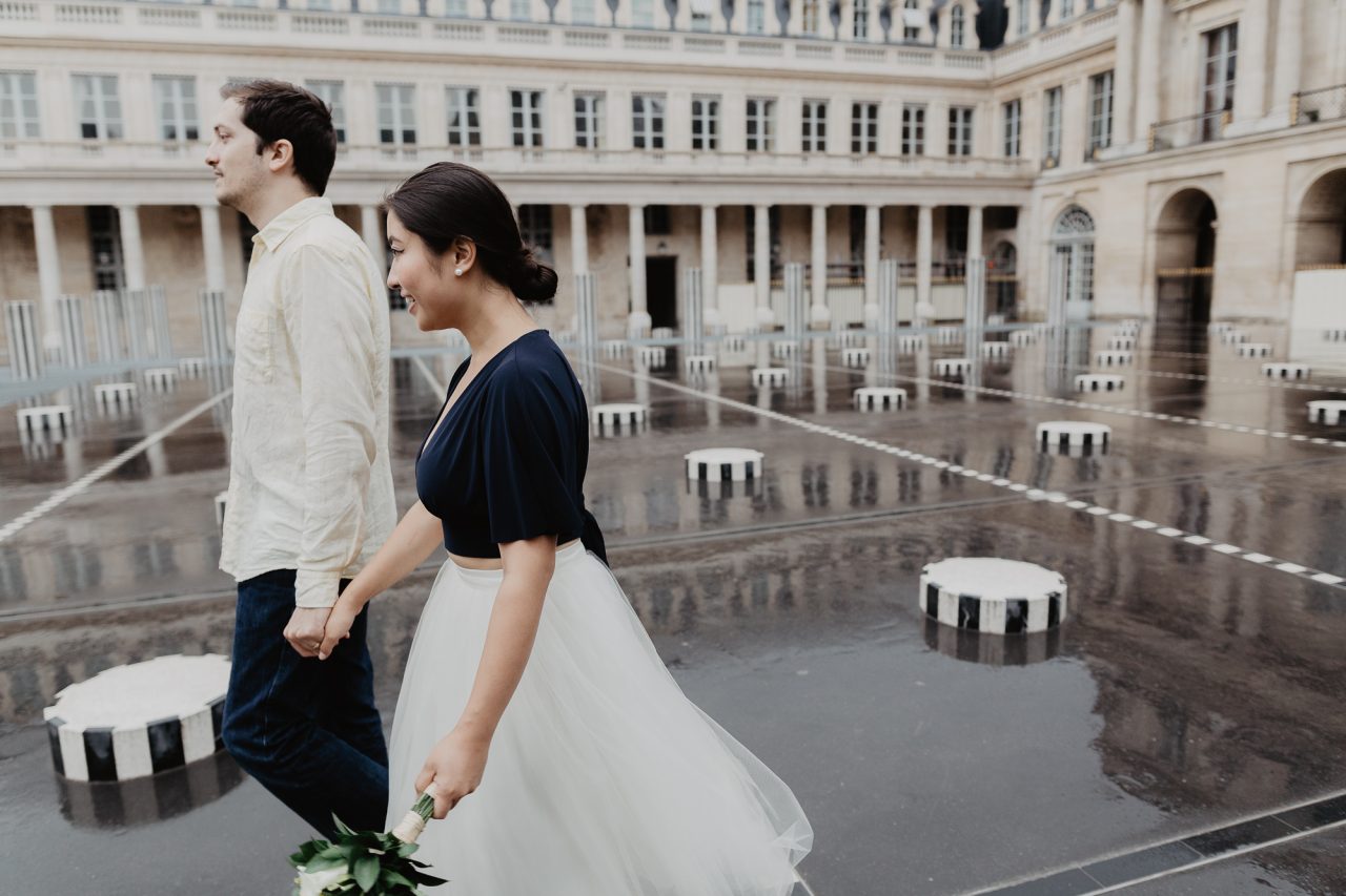 Couple Photography Rain Palais Royal Paris