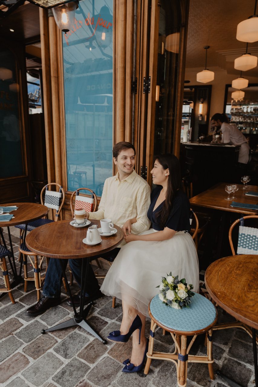 Couple in a Parisian cafe