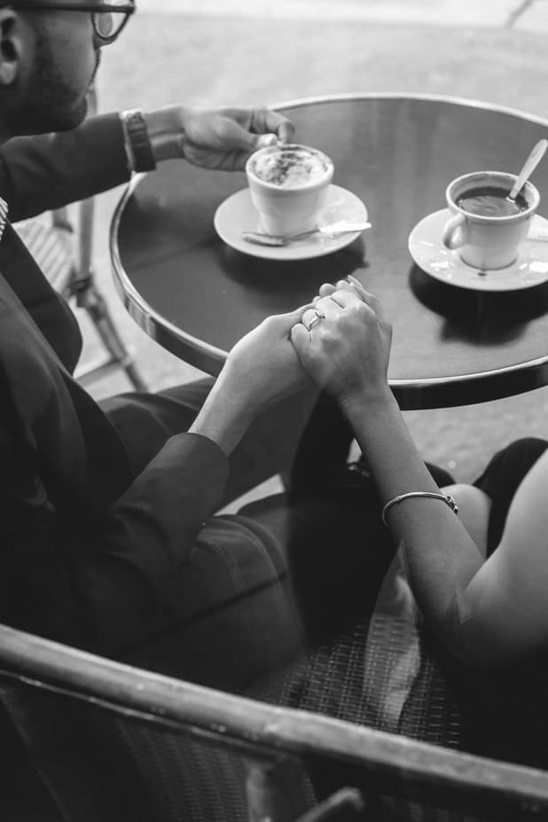 Black and White Couple portrait Paris photography cafe