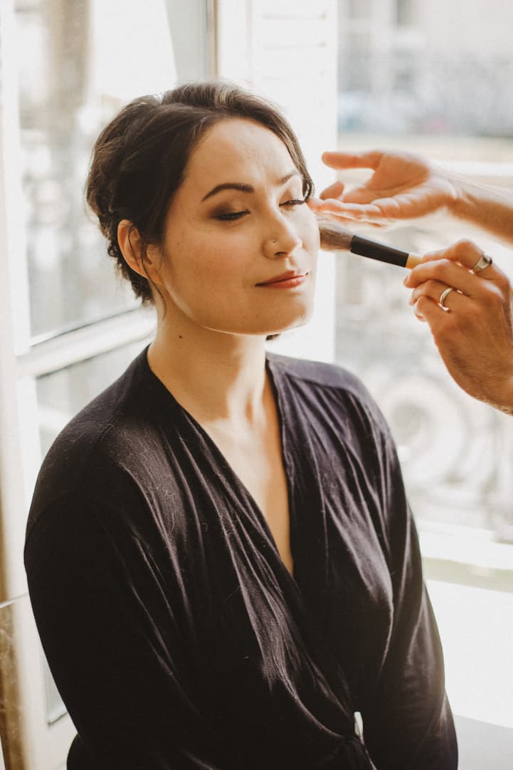 bride Preparation wedding photo paris