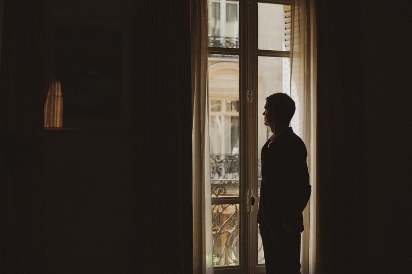 groom wedding photo paris