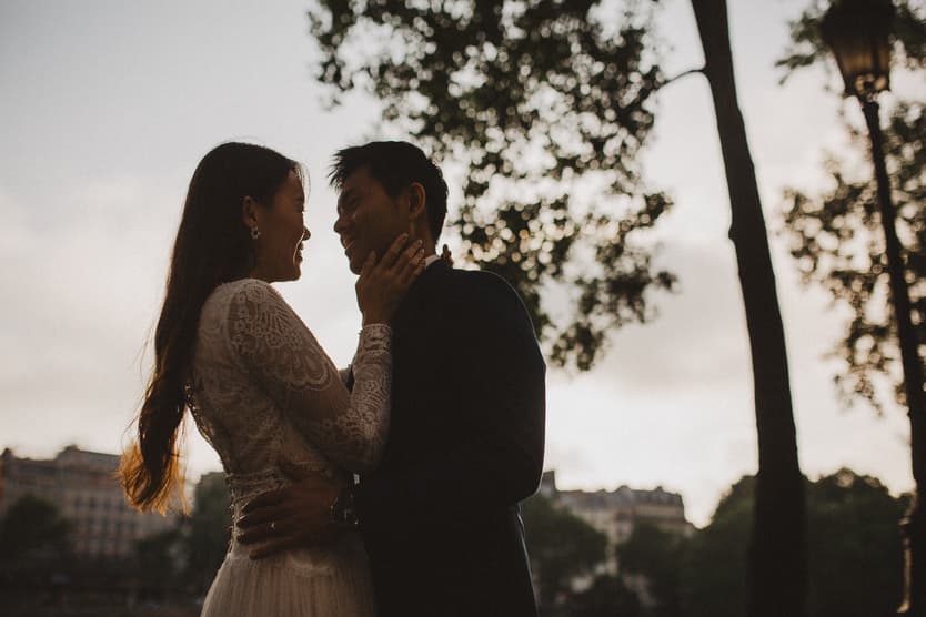 Paris Pre-wedding Seine River Ile Saint Louis