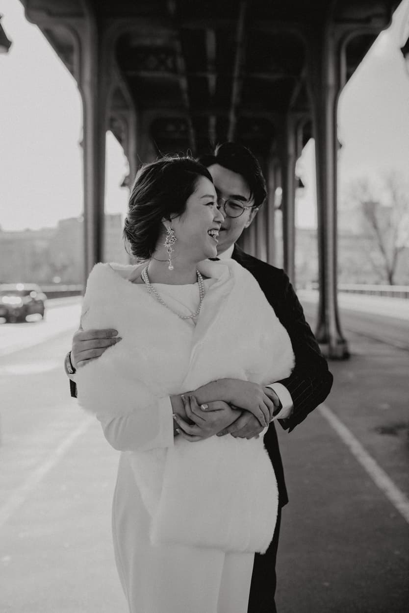 Paris Wedding street style couple bir hakeim