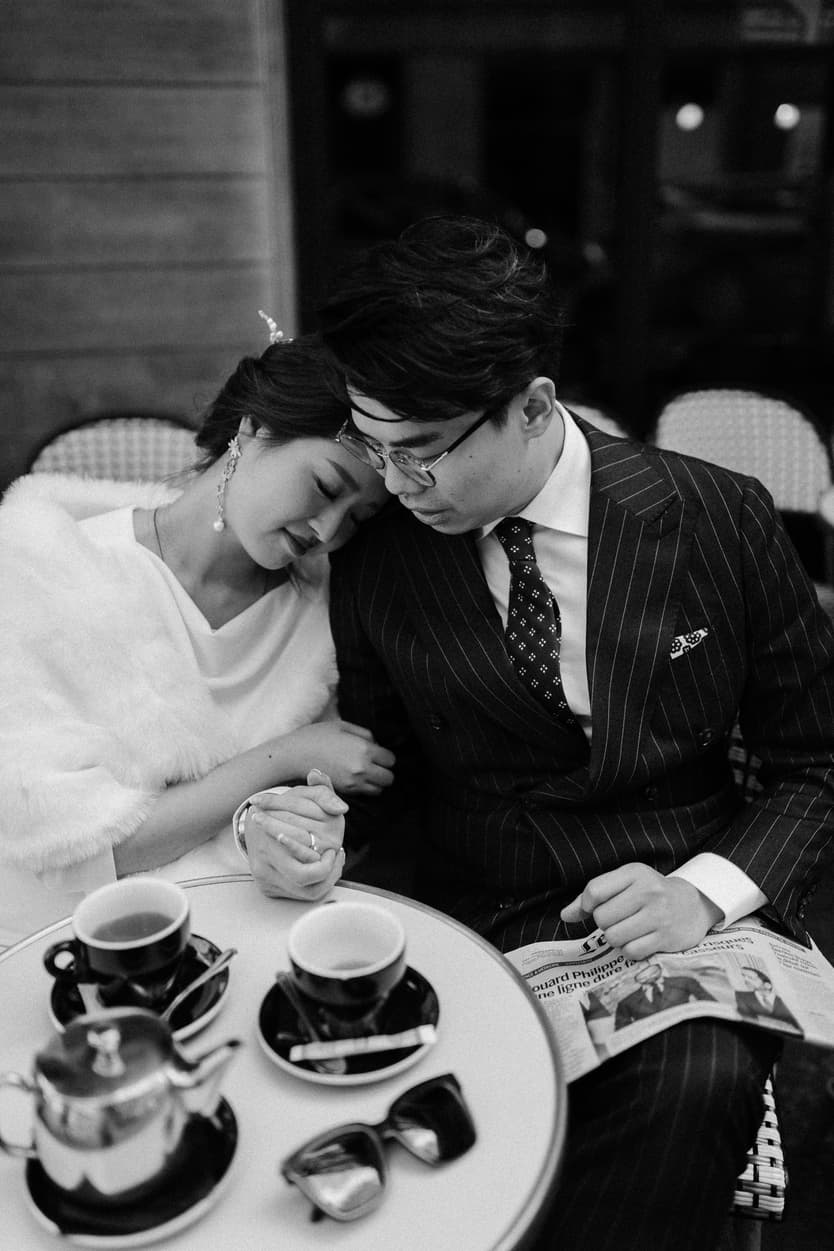 Paris couple cafe photoshoot portrait