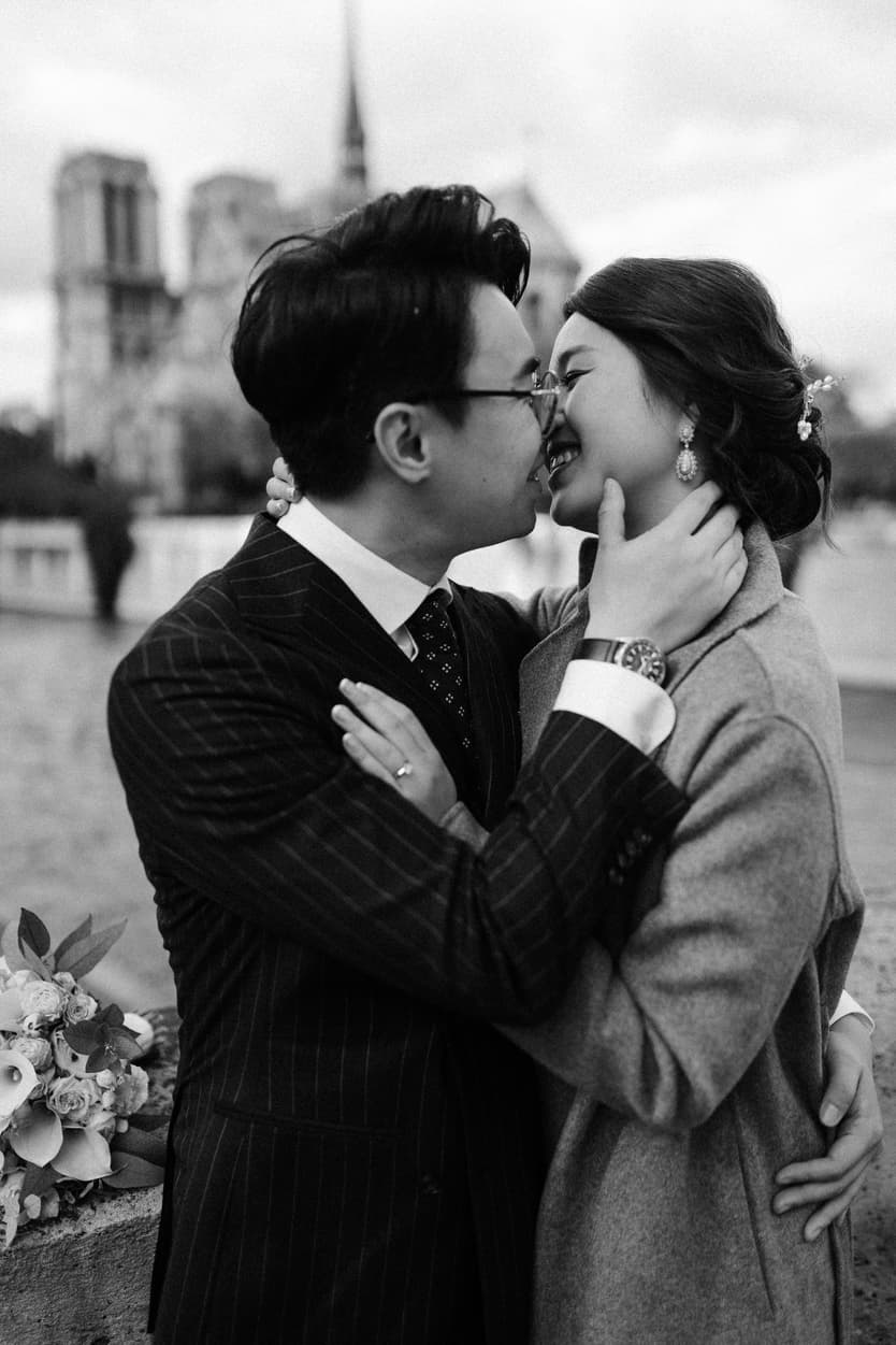 Notre Dame Wedding Photoshoot Paris