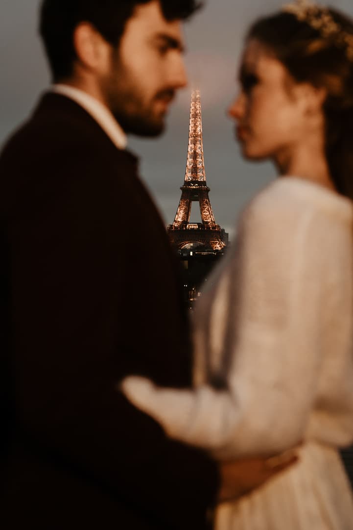 paris elopement eiffel tower