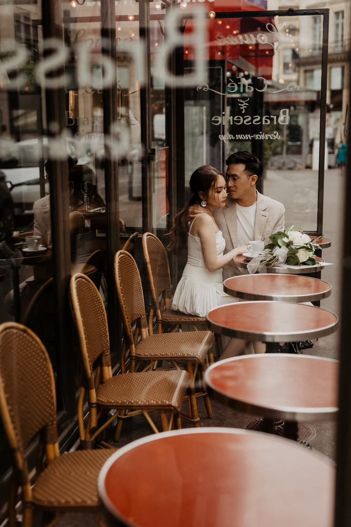 Paris Engagement Couple photos Paris Cafe
