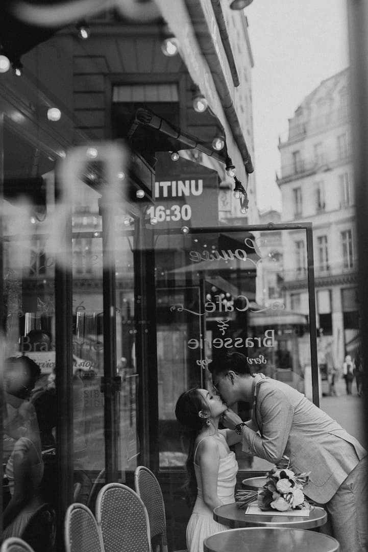 Paris Engagement Couple photos Paris Cafe