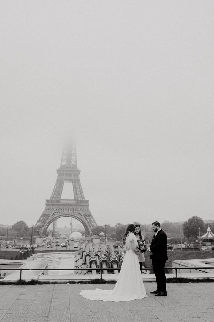 Paris Elopement officiant front of eiffel tower