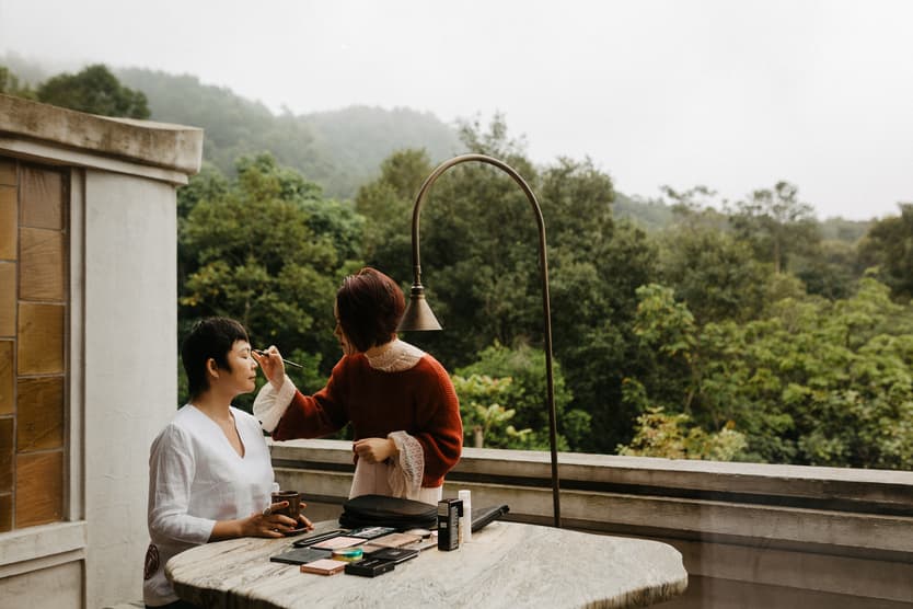 Legacy Yen Tu wedding preparation