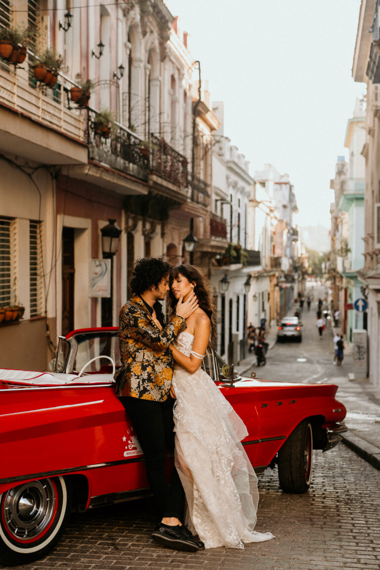 Havana Cuba wedding photographer vintage car