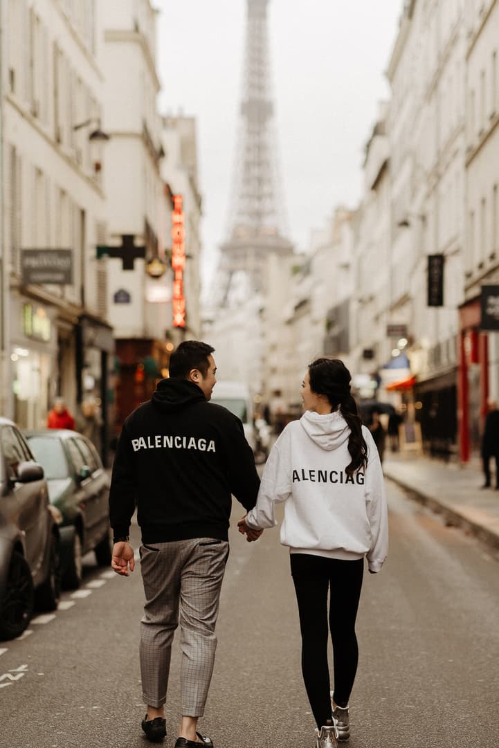 balenciaga couple paris