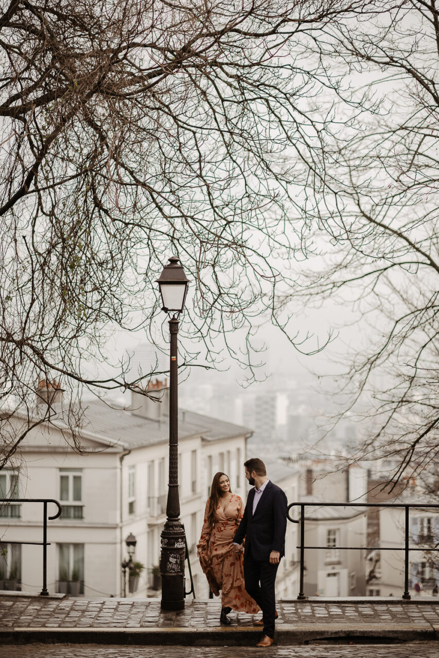 paris engagement photographer montmartre