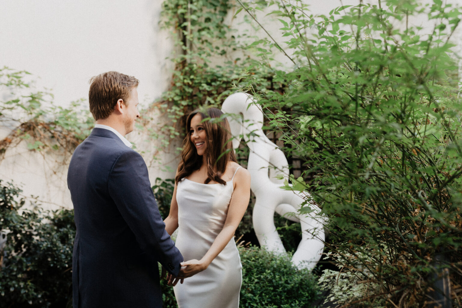 Paris elopement photographer first look