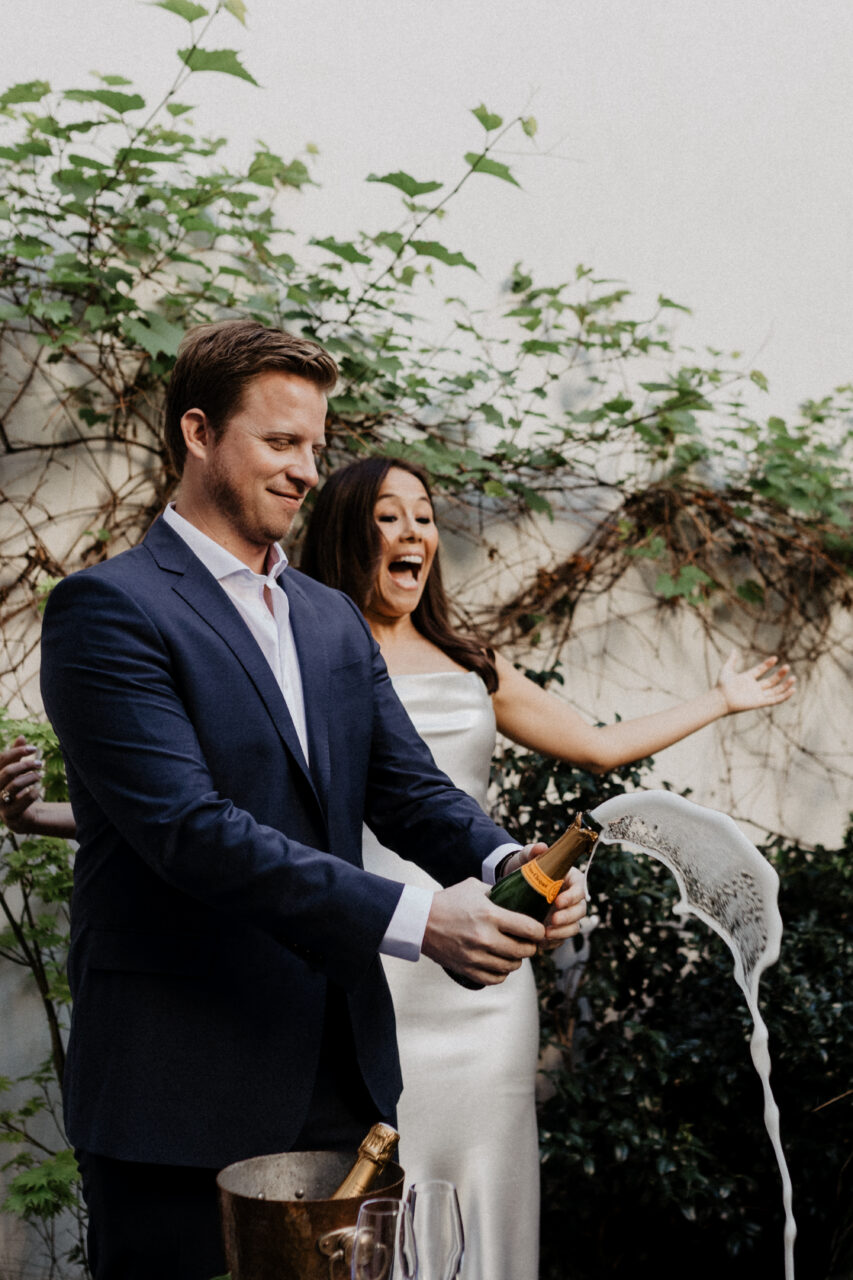 Paris elopement photographer