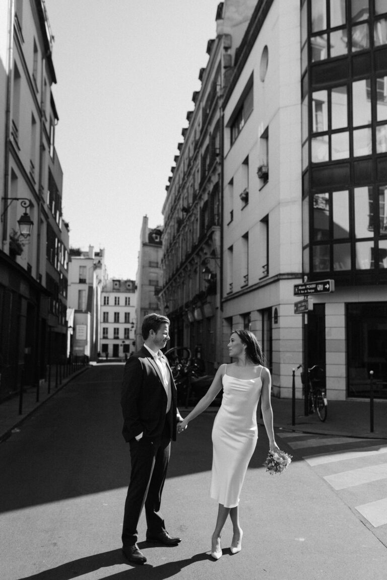 Paris elopement photographer black and white street