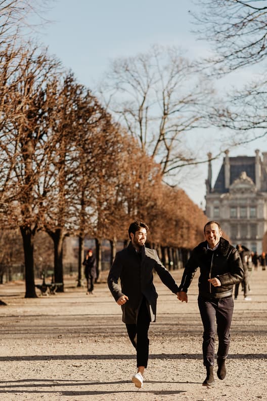 gay couple photographer paris