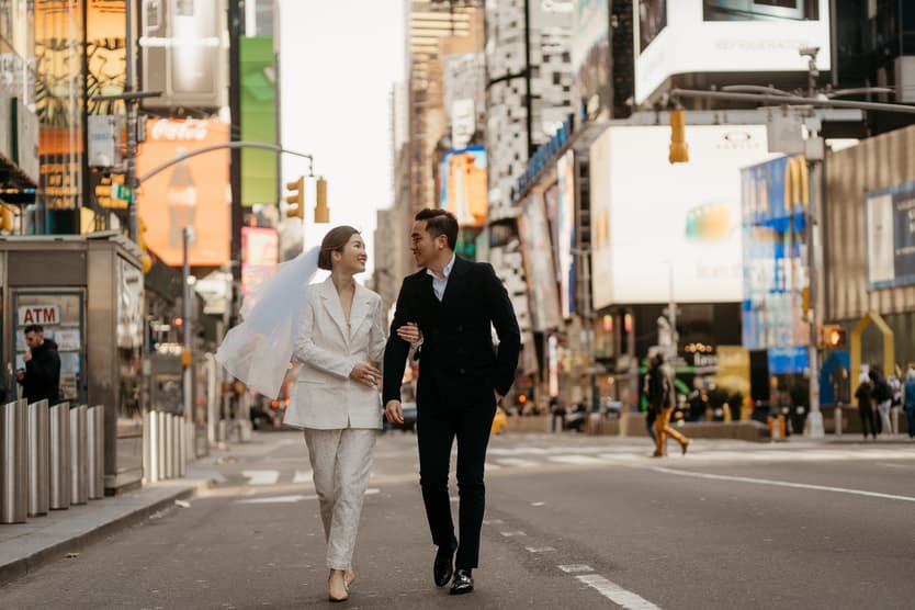New york times square pre-wedding photoshoot