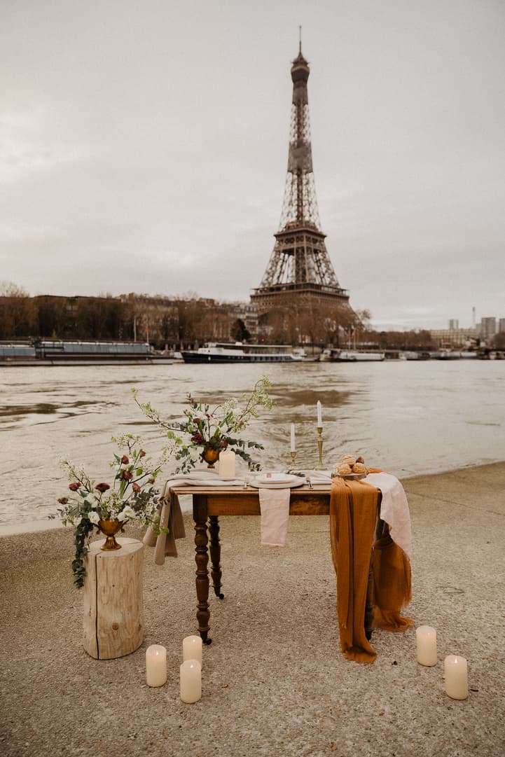 intimate autumn elopement wedding paris photographer