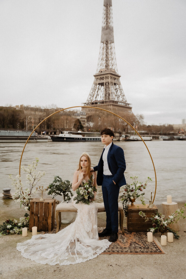 multi-cutural intimate ceremony autumn elopement wedding paris photographer