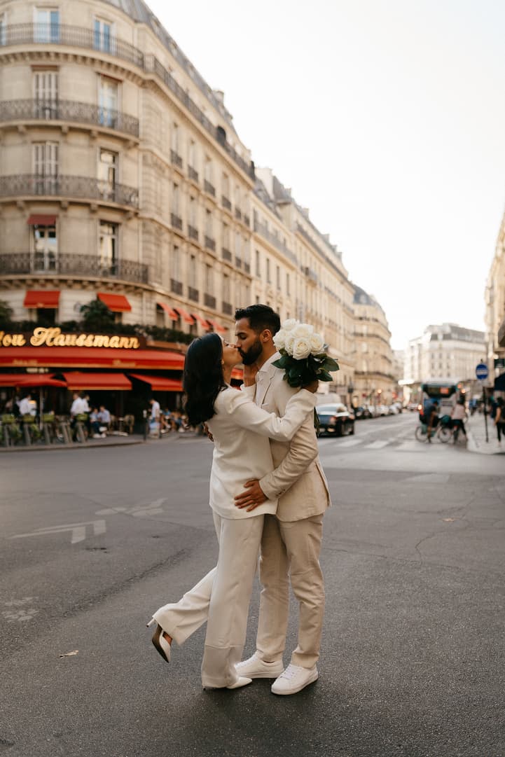 Paris engagement photographer sunset