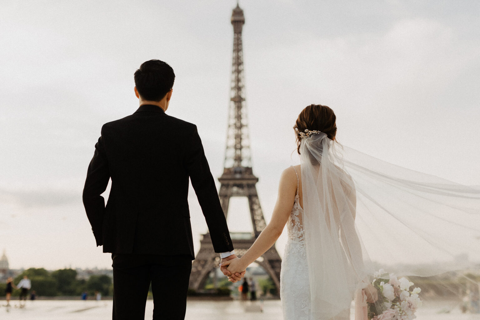 Top locations for Paris wedding Eiffel tower in Trocadero
