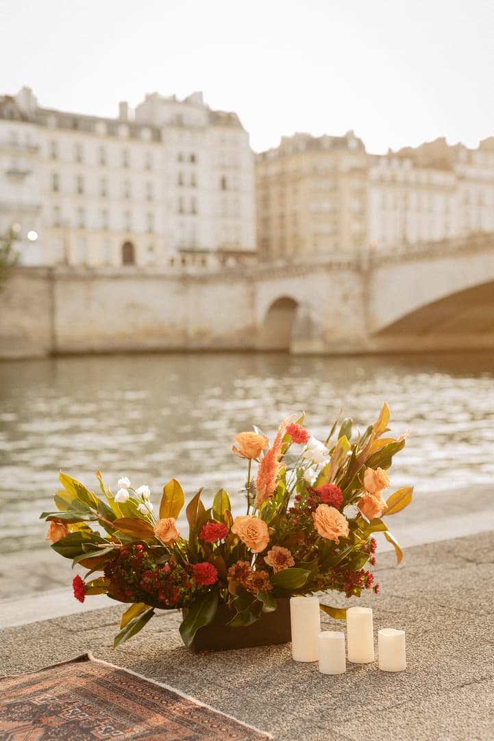 Flower decoration elopement ceremony paris