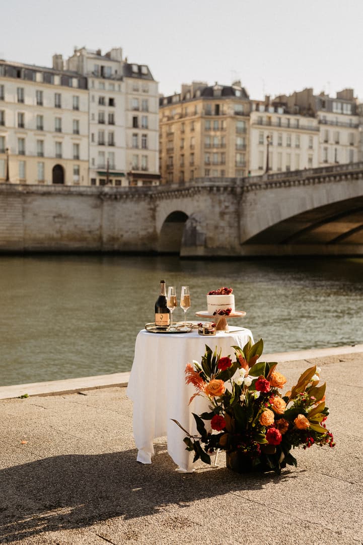 Cake and champagne paris elopement