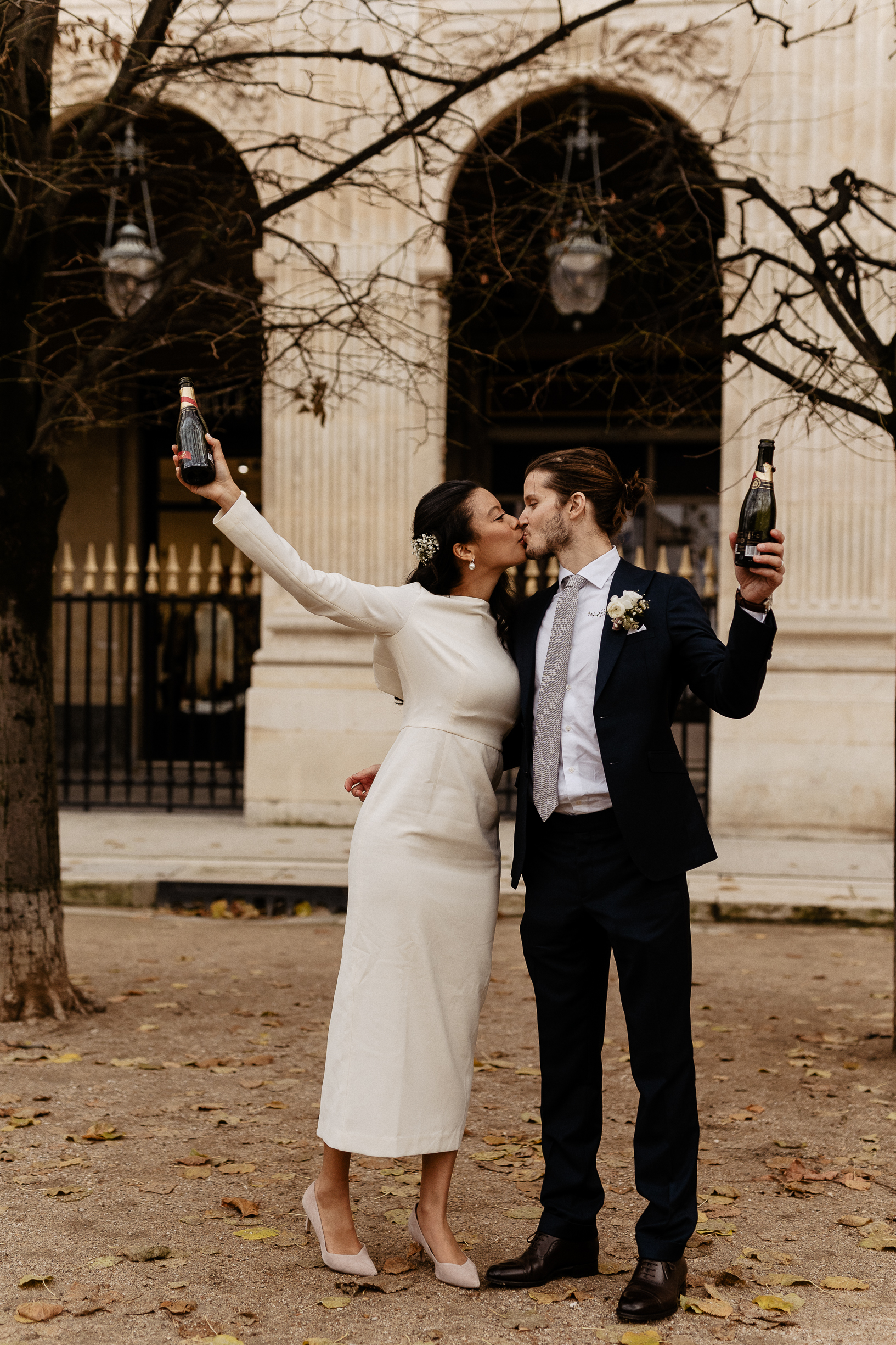 mariage civil paris mairie montrouge couple nouveau mariage fleur champagne
