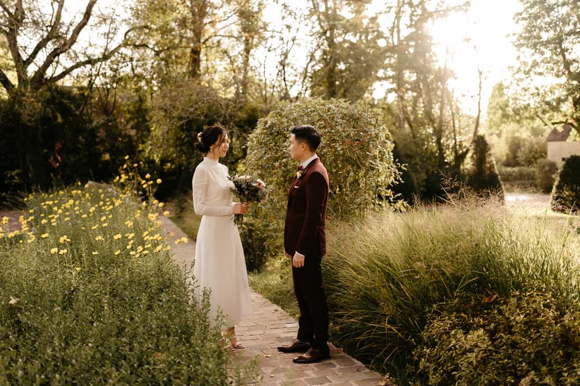 asian couple wedding photoshoot