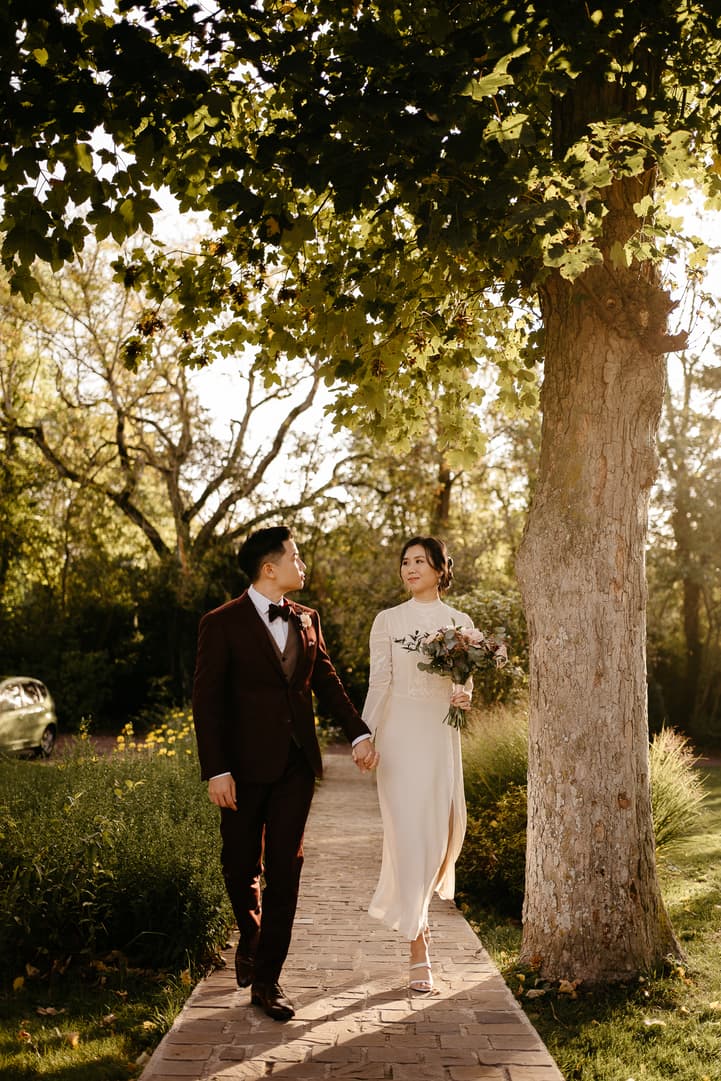 asian couple wedding photoshoot