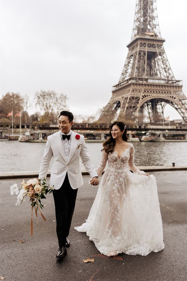 Couple's pre-wedding shoot in Paris with Eiffel Tower view Extravagant