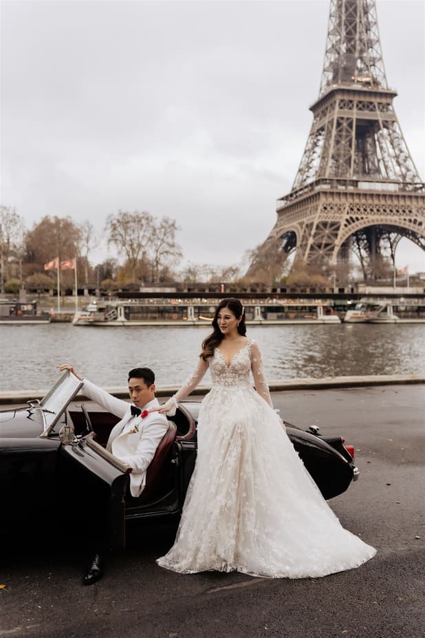 Couples Portrait pre-wedding shoot with Eiffel Tower view & charming vintage car