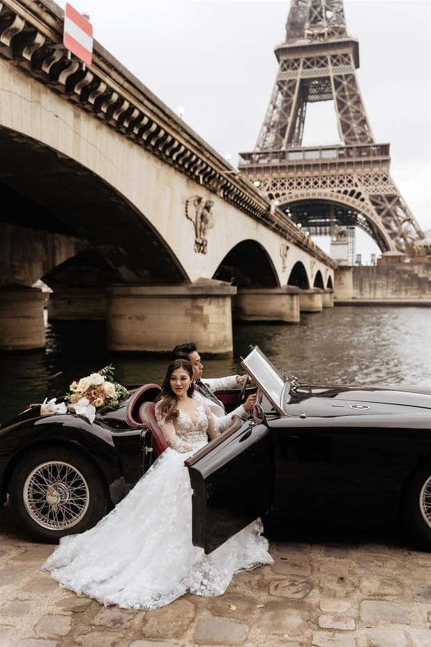Couples Portrait pre-wedding shoot with Eiffel Tower view & charming vintage car