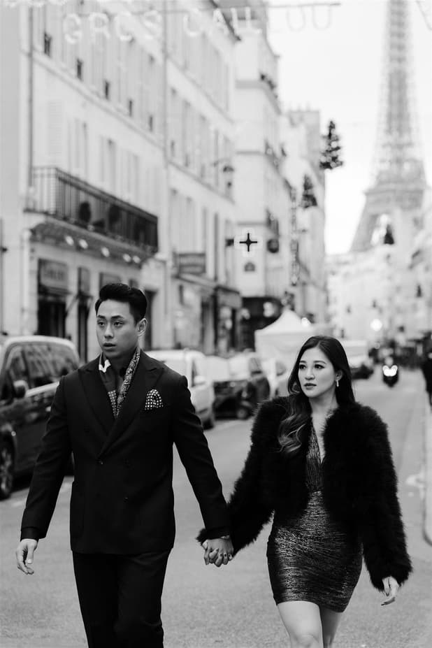 B&W Fancy Couples Pre-wedding Photoshoot on the Streets of Paris