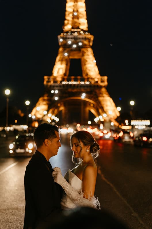 Eiffel tower blinking couple photoshoot paris at night with fashion couple engagement