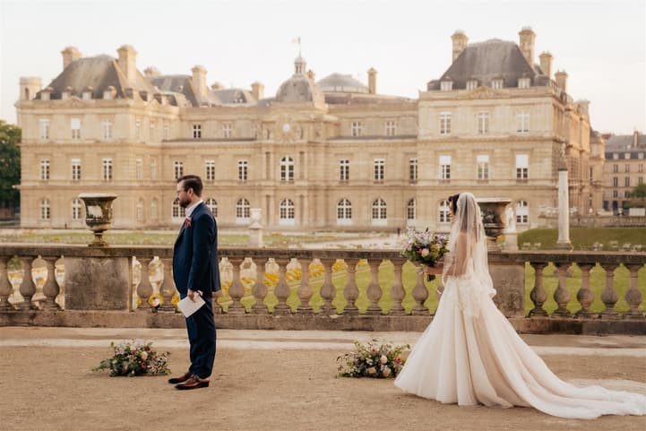 Intimate first look moment Luxembourg gardens