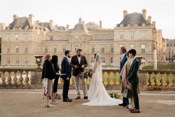 Wedding Elopement Ceremony Luxembourg garden