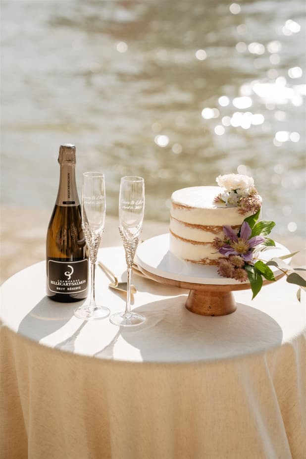 Wedding reception Seine Eiffel Tower View Cake & Champagne