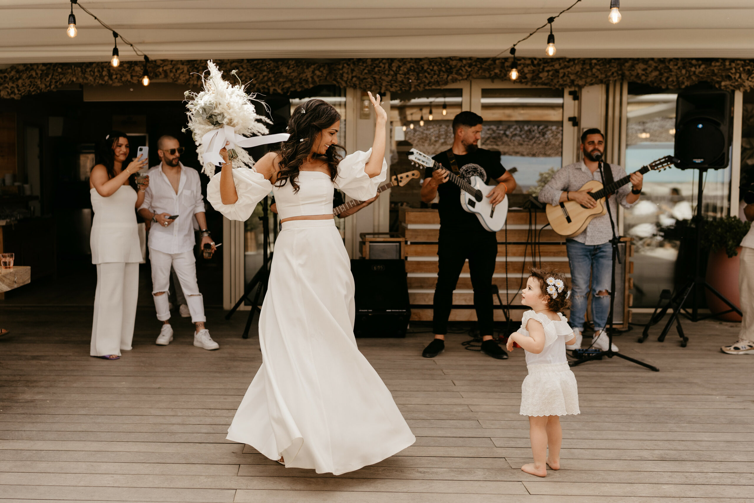 Welcome dinner Saint Tropez Couple Dancing