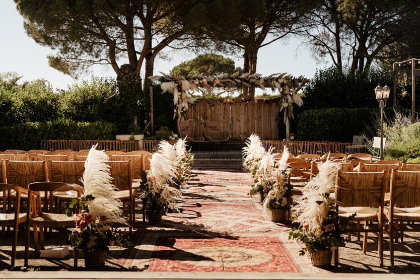 Boho chic wedding ceremony decoration inspiration