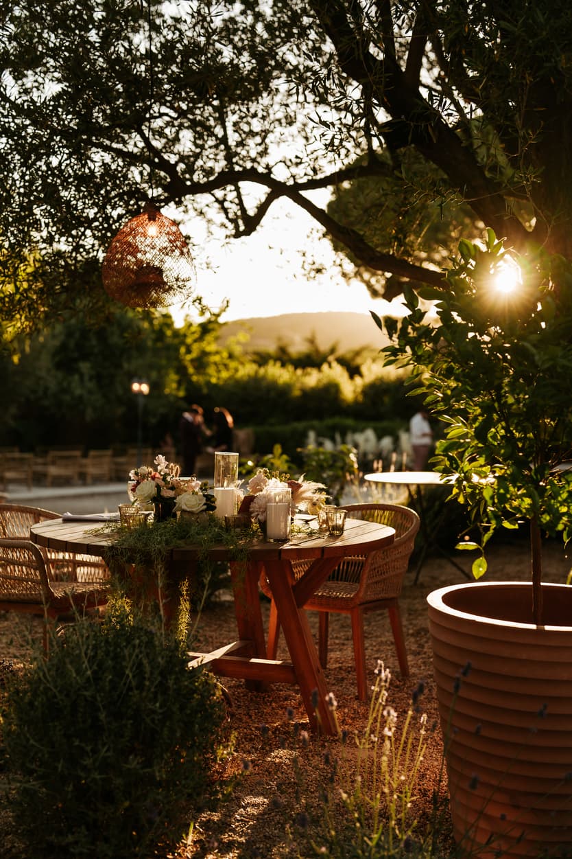 Rustic Bohemian inspired wedding dinner decoration saint tropez
