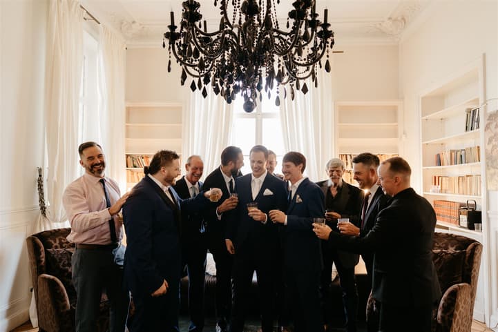Toast groomsmen wedding day