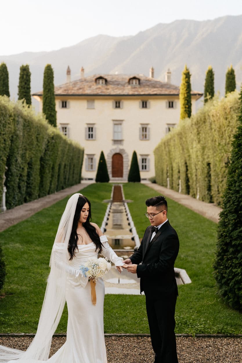 Villa Balbiano garden elopement wedding destination ceremony couple exchanging rings