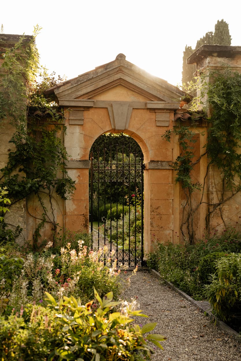 Villa Balbiano garden elopement wedding destination