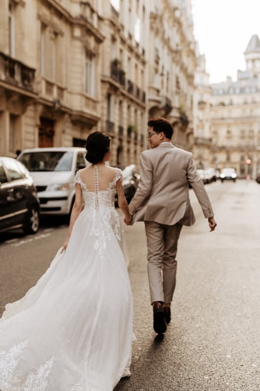 Paris Pre-wedding outfit inspiration fashion flowy dress