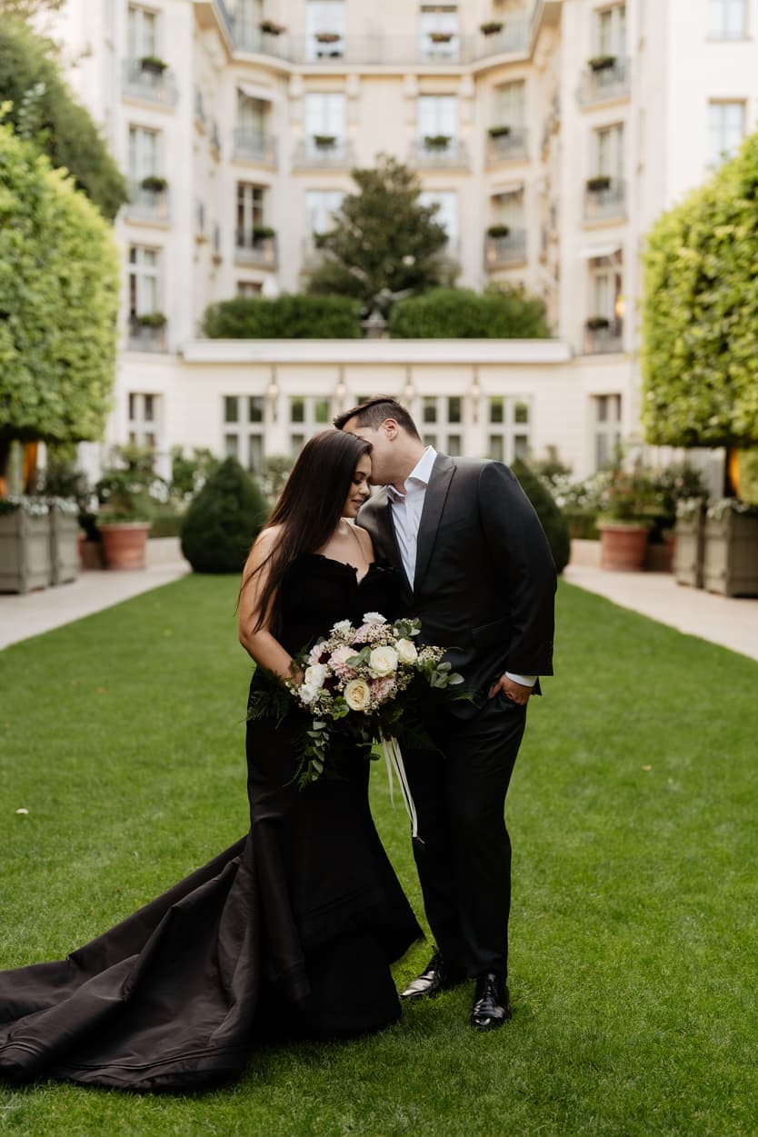Paris Pre-wedding outfit inspiration fashion forward black dress