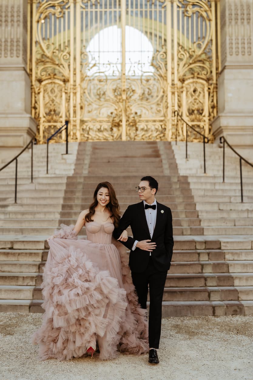 Couples wedding anniversary Photoshoot  Paris golden gate